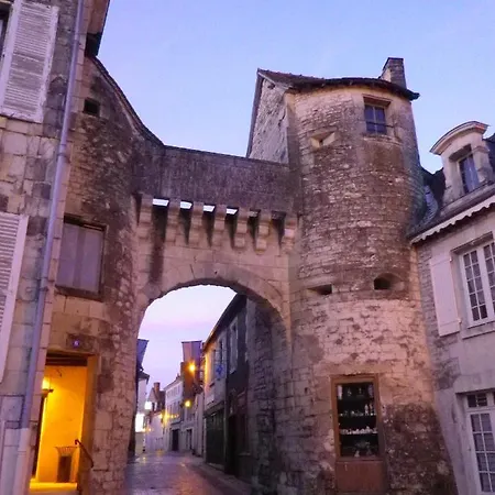 Studio Bourbon Apartment