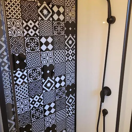 Studio Bourbon Apartment